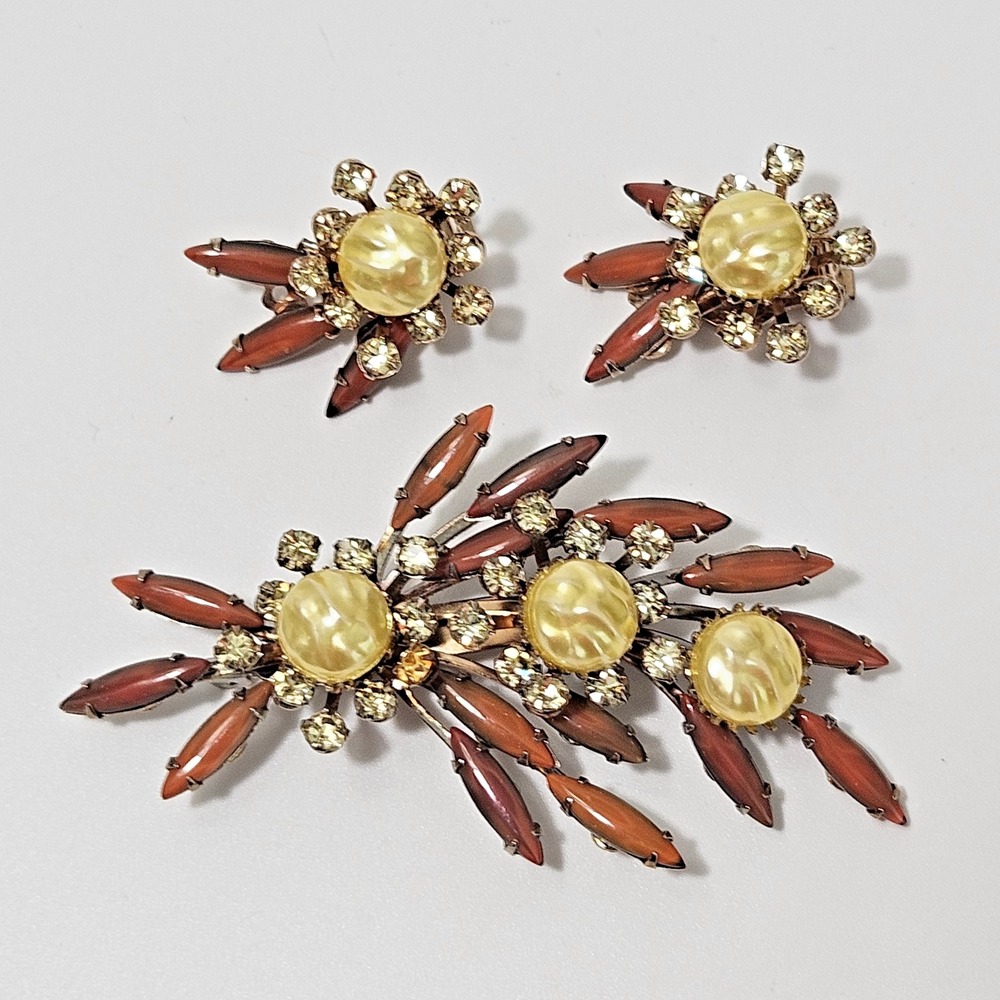 Vintage Cathe Faux Pearl Coral Brooch & Earrings Set Rhinestone
